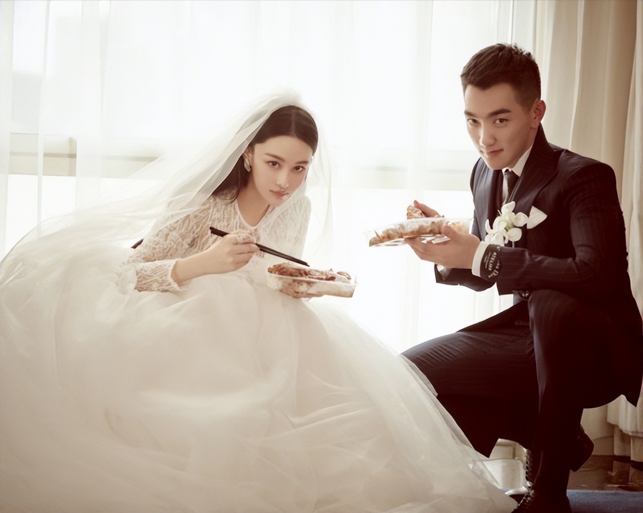 张馨予练舞摔倒,张馨予摔倒的瞬间