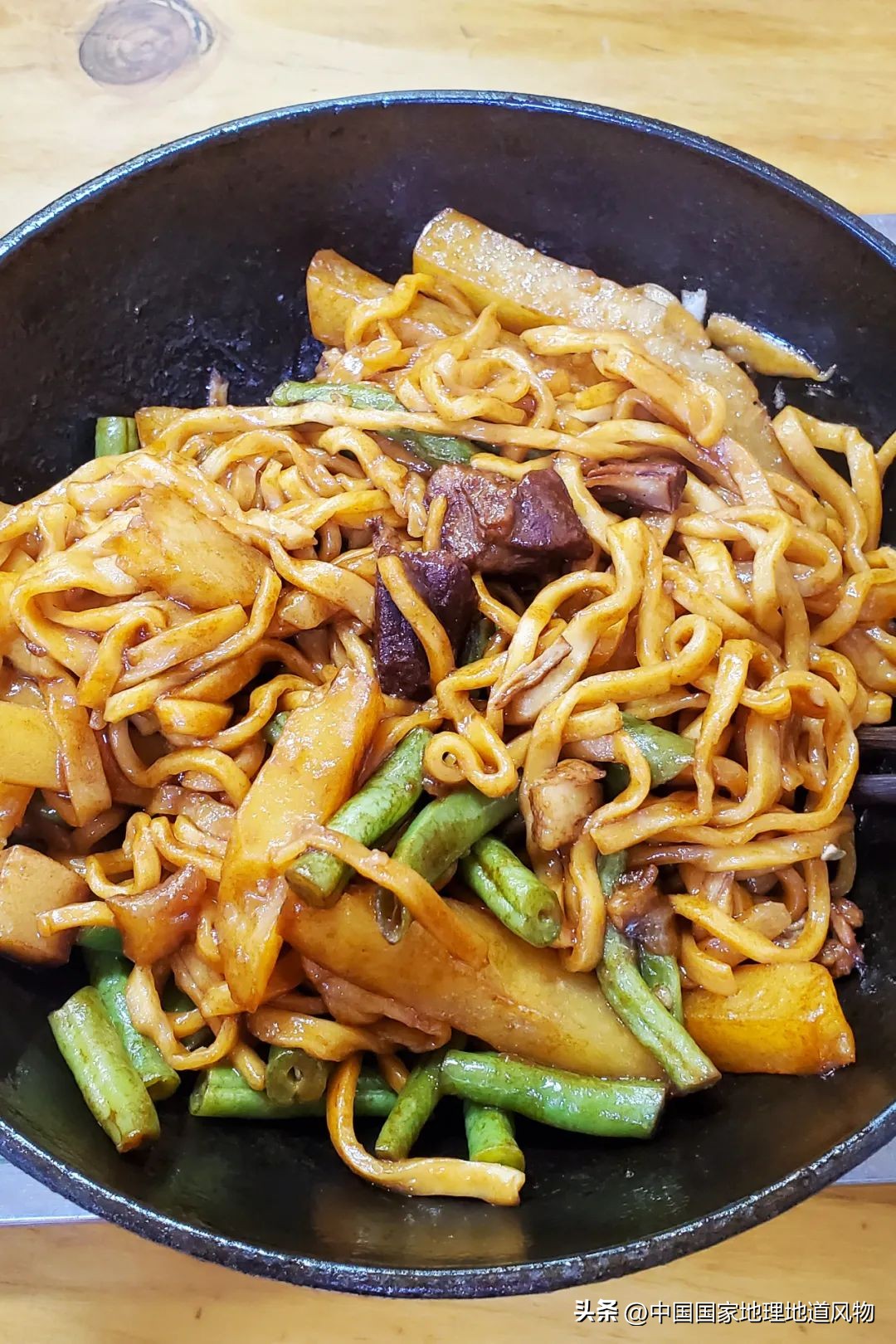 山西刀削面是全球著名美食吗,山西的特色美食是不是刀削面