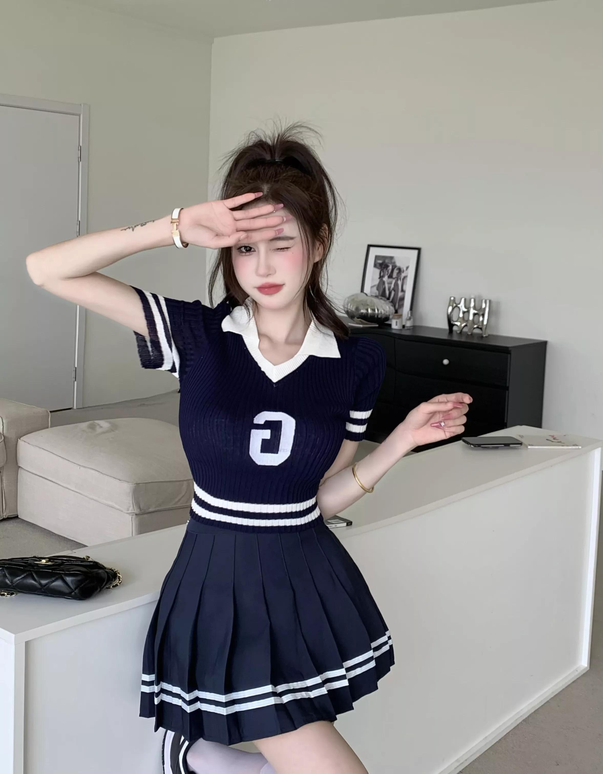 足球宝贝服装最新款,足球宝贝服装黑色袜子