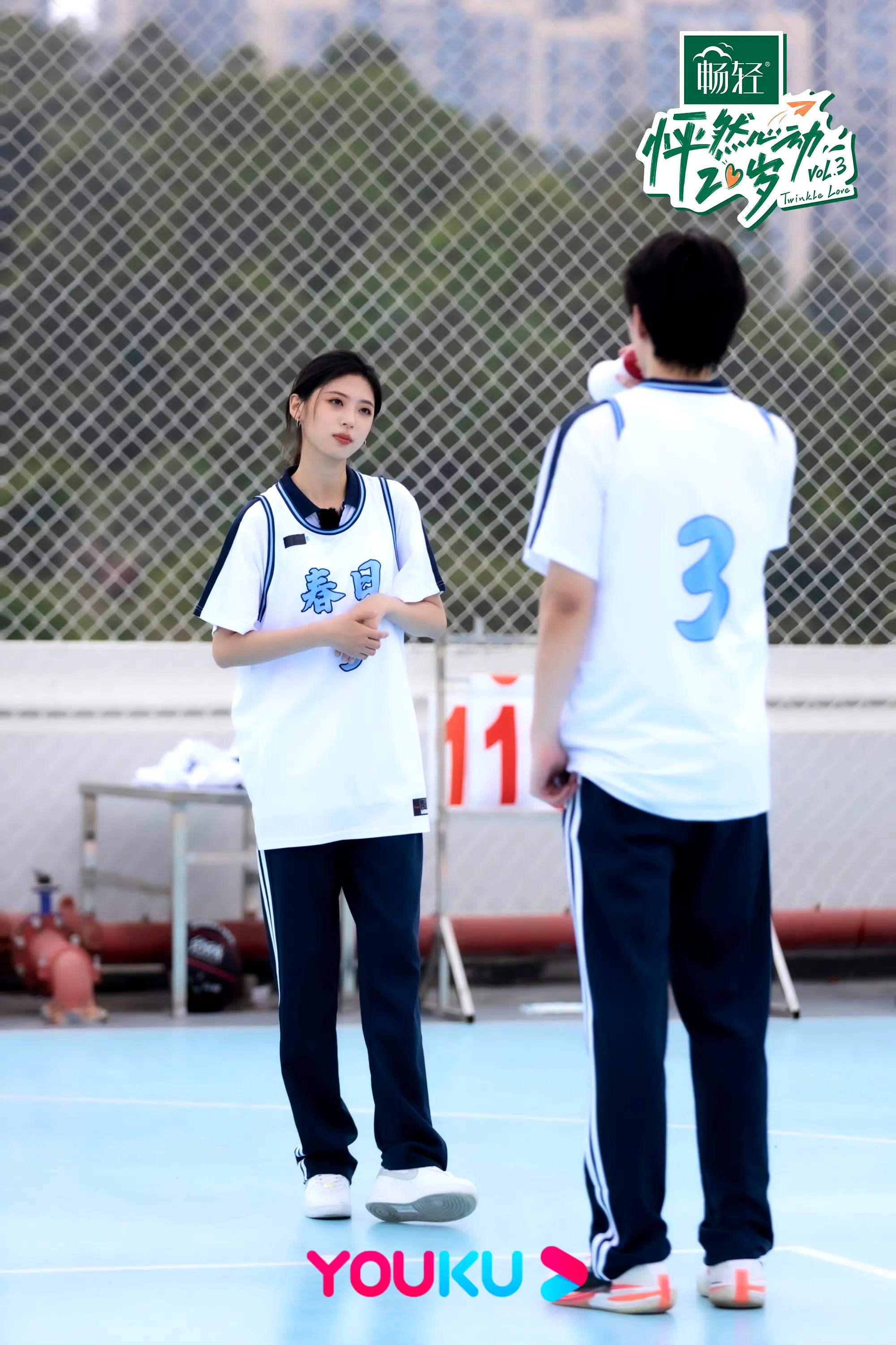 曾表示“远离男人”的她，不到一年就好了伤疤忘了疼？