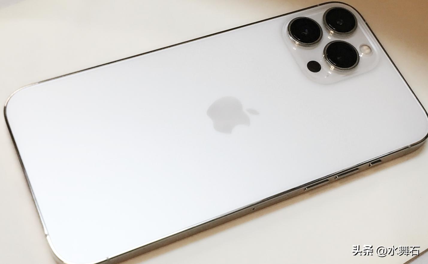 苹果手机开不了机要多少钱修,刚买的苹果手机为什么用不了