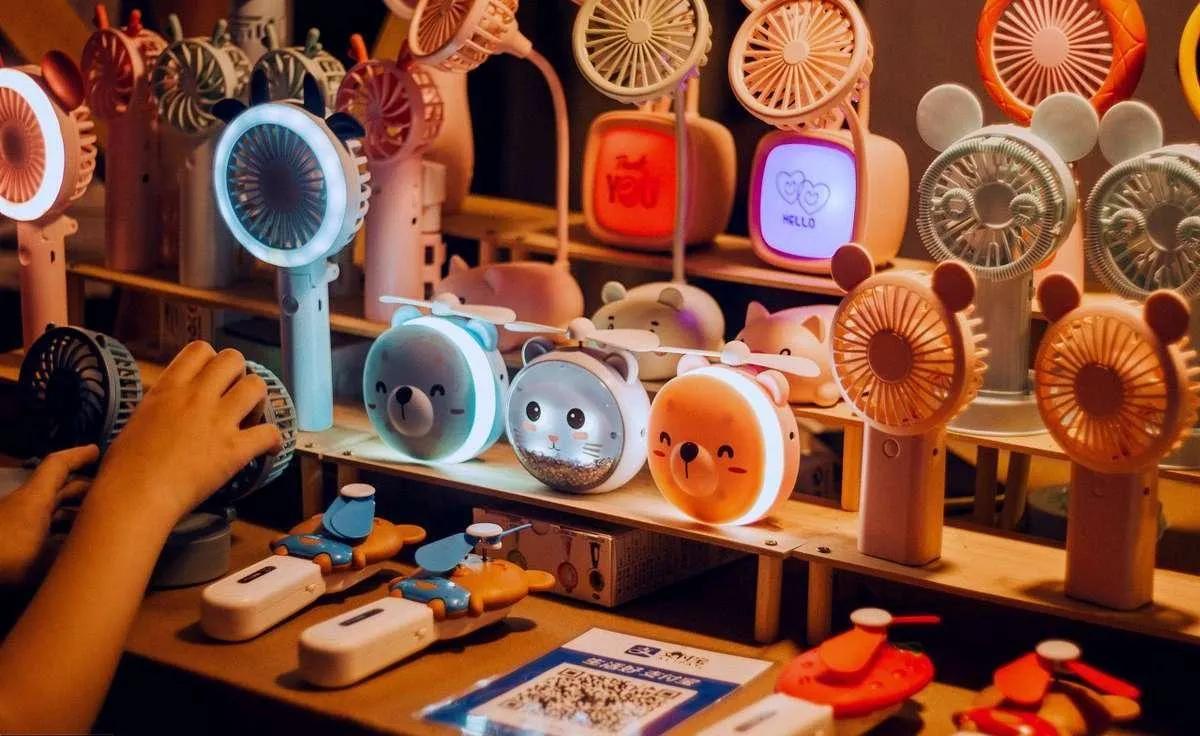 现在摆地摊怎么最赚钱,告诉你如何摆地摊赚钱