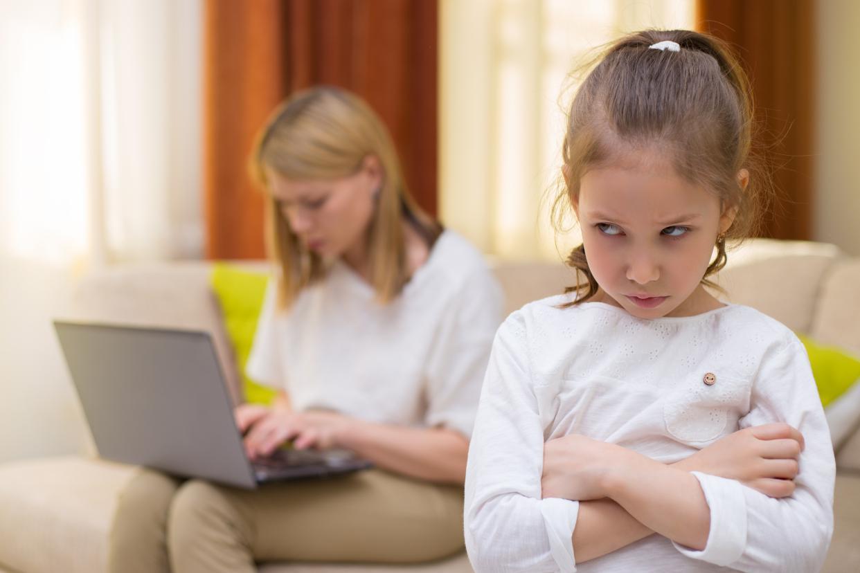 长大和父母不亲的孩子,孩子跟父母不亲近的原因