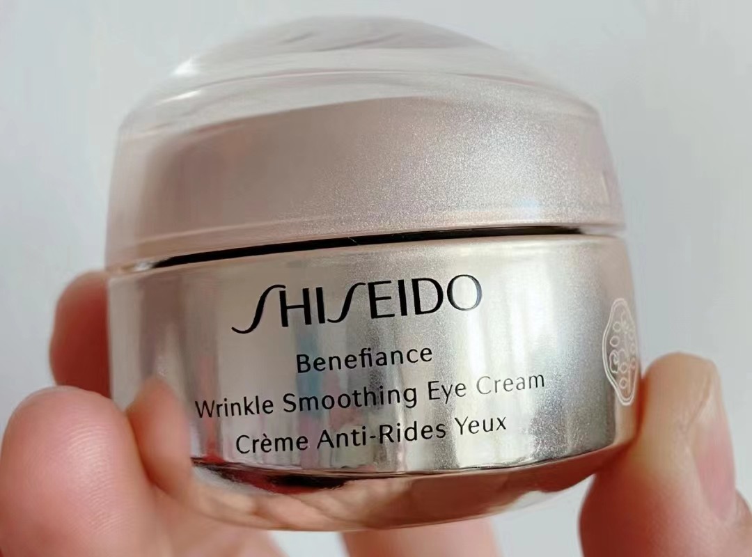 眼霜排名十大公认好用的眼霜测评,如何选择一款适合自己的眼霜