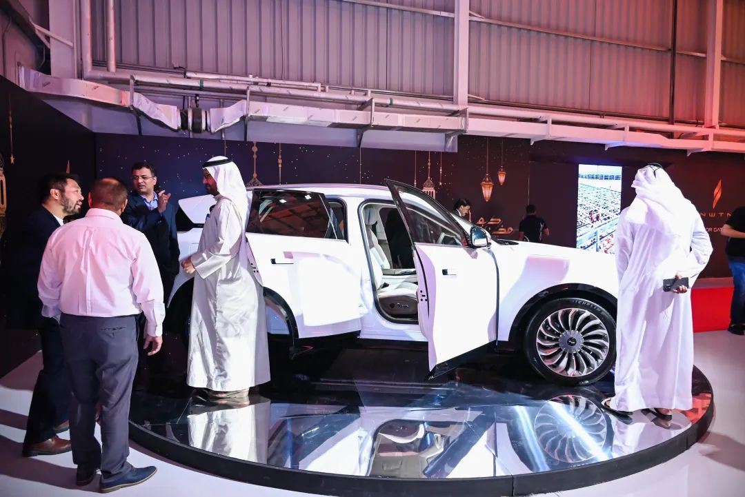 阿联酋红旗价格,阿联酋红旗诞生记