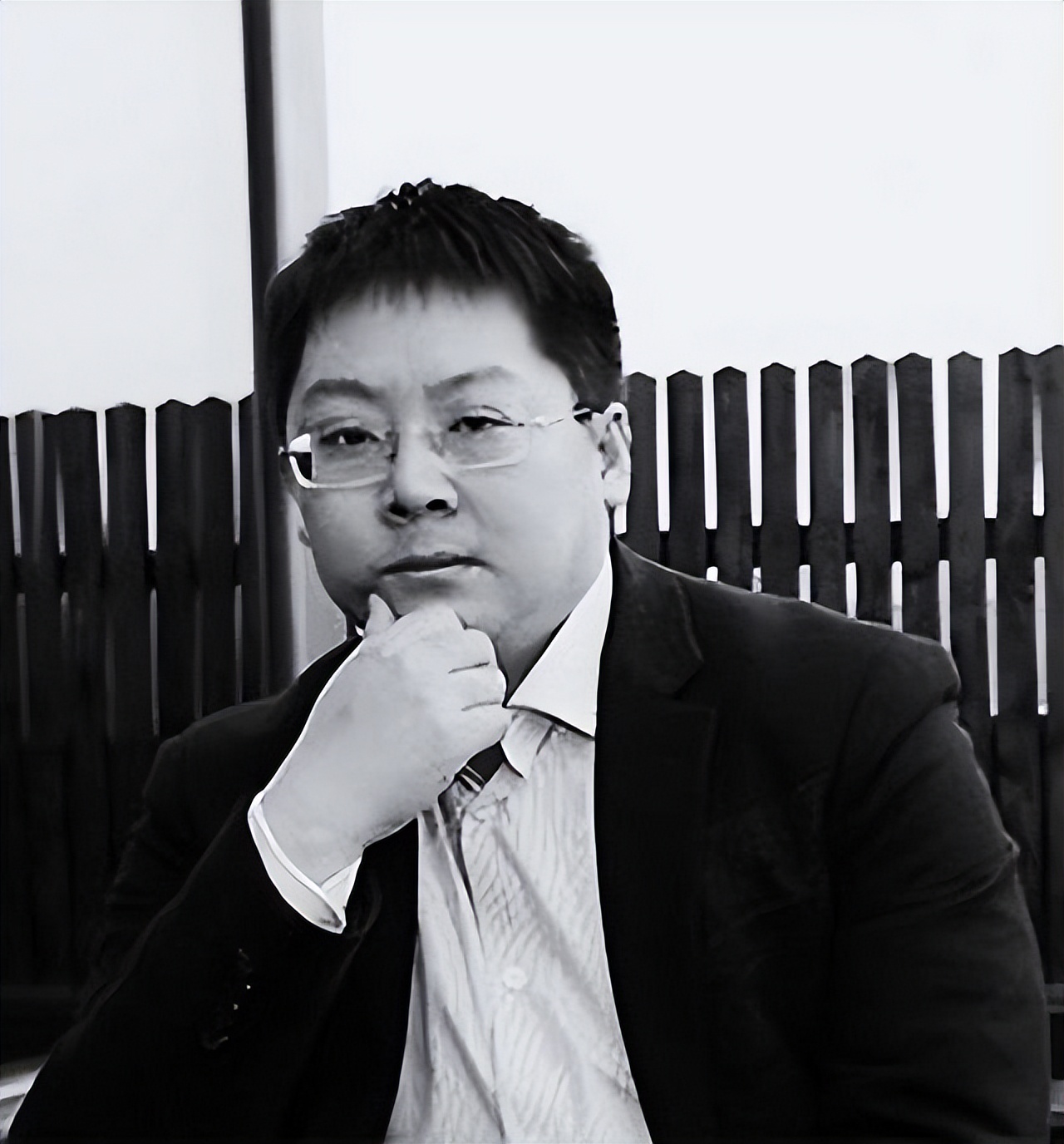 中国高中生在缅北组建私人武装,疯狂敛财700亿在缅北追寻历史