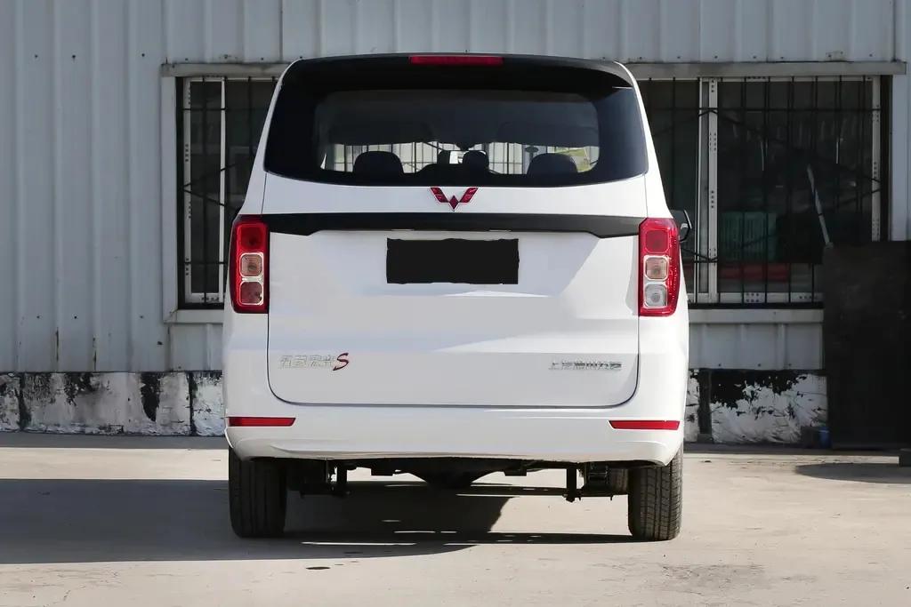 2017年五菱宏光面包车值多少钱,五菱宏光小型面包车最新报价图