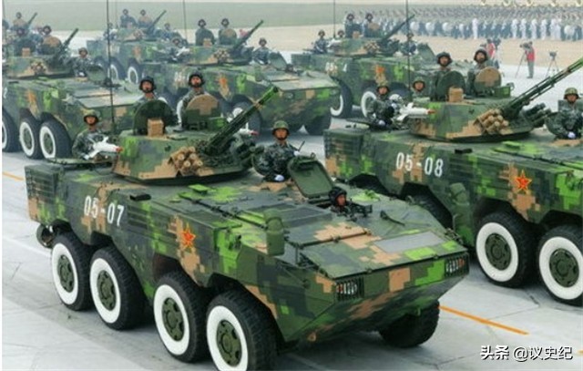 2008年厄瓜多尔,厄瓜多尔低价购买装备