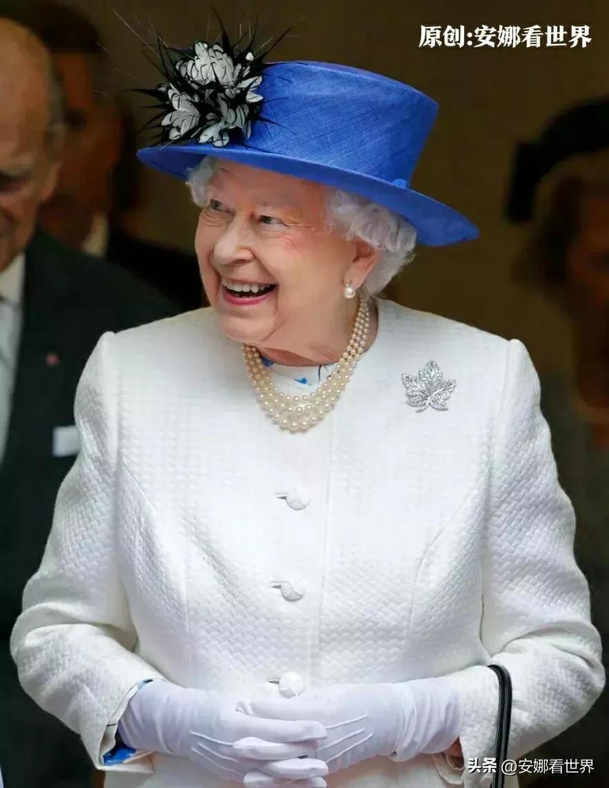 伊丽莎白二世女王的二十五件旷世珠宝