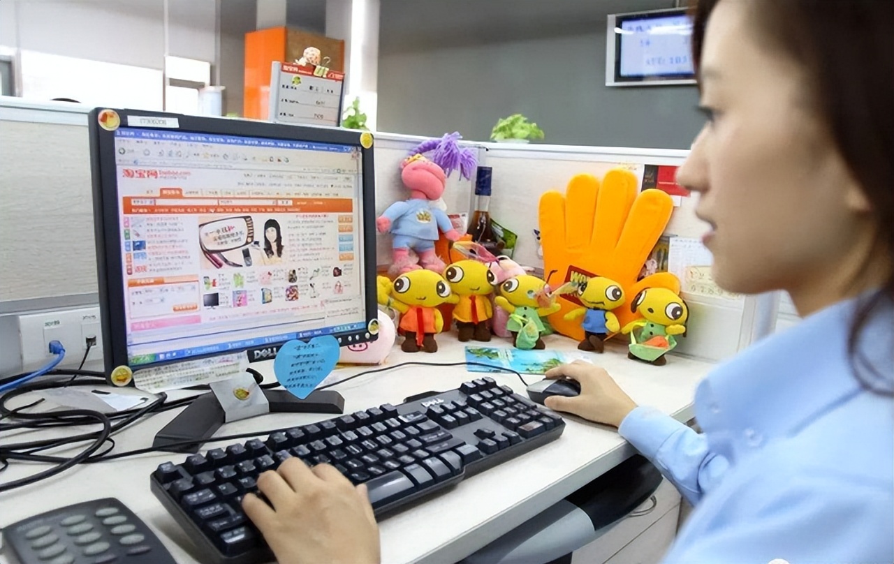 淘宝拼多多买衣服有区别吗,淘宝跟拼多多买鞋的区别