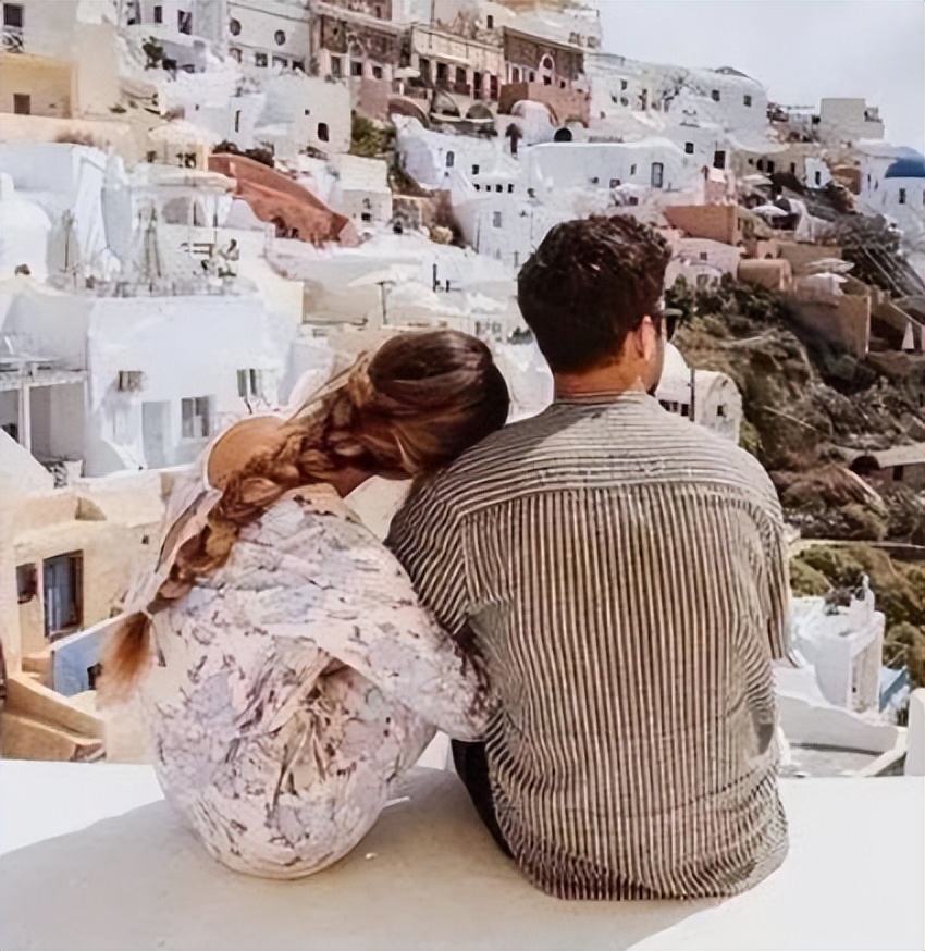 2020年上海交大女博士治癌需80万，丈夫跪地求离婚：求你放我一马