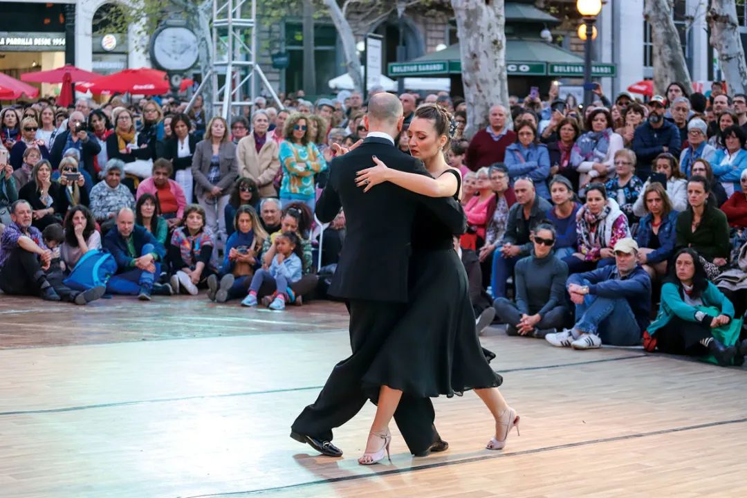 蒙得维的亚英文,蒙得维的亚埃斯特角城