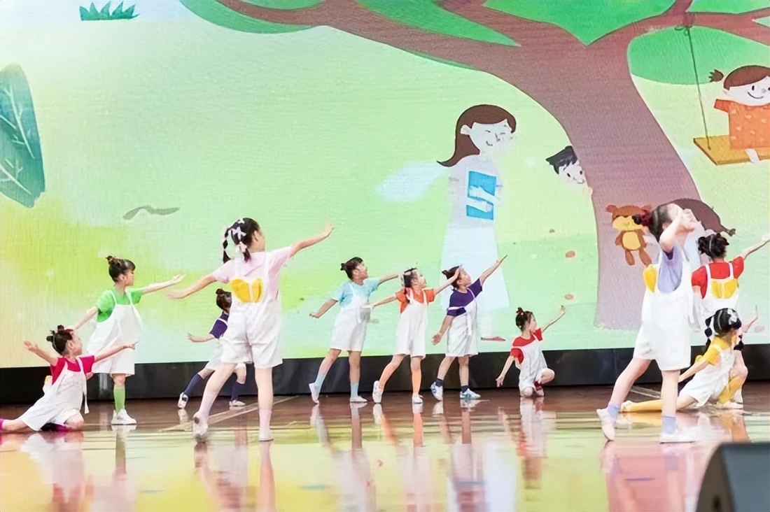 万婴茂华幼儿园2023届毕业典礼,万婴茂华幼儿园毕业典礼