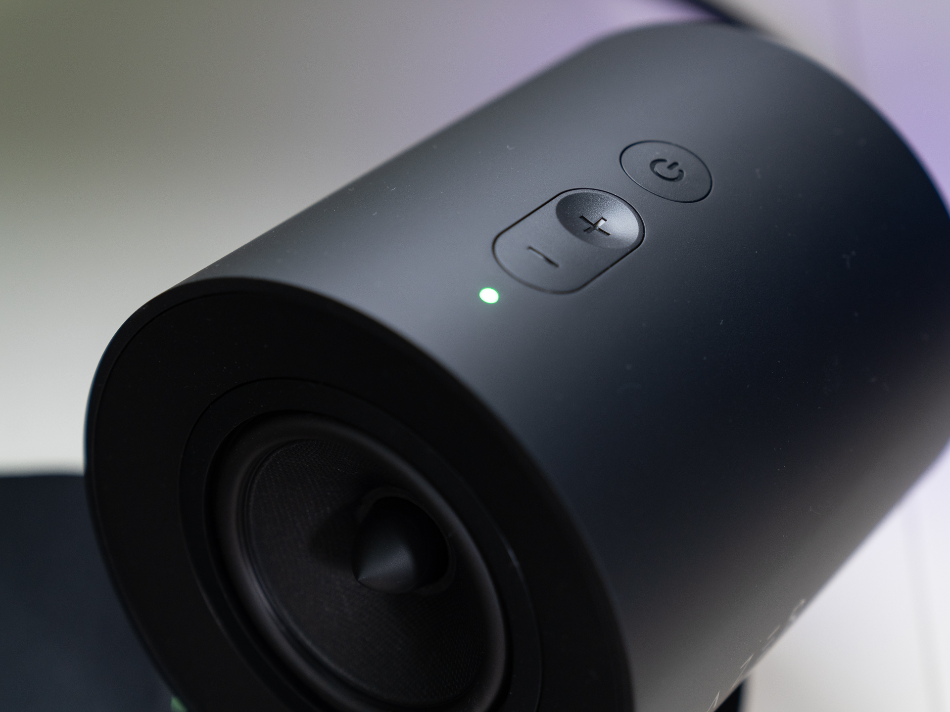 雷蛇天狼星v2听声辨位,雷蛇利维坦v2和天狼星v2怎么选