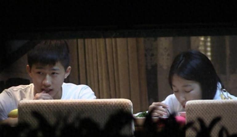 曾志伟周冬雨现状,曾志伟为何要爆料周冬雨呢