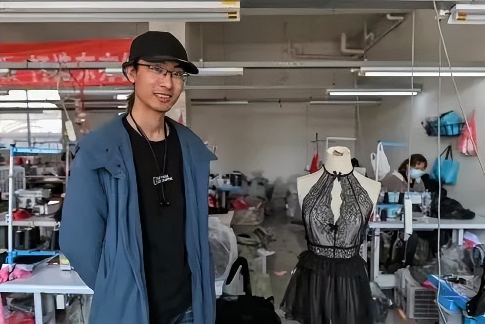 卖内衣内裤一年赚几十万,90后卖内衣一个月回本20万