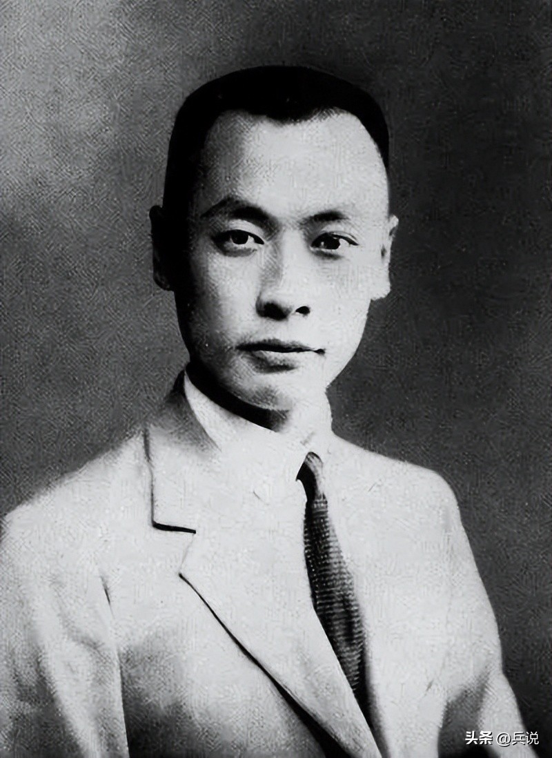 陈毅与*伯承刘**，谁的资历地位高？元帅排名，*伯承刘**为什么排在前