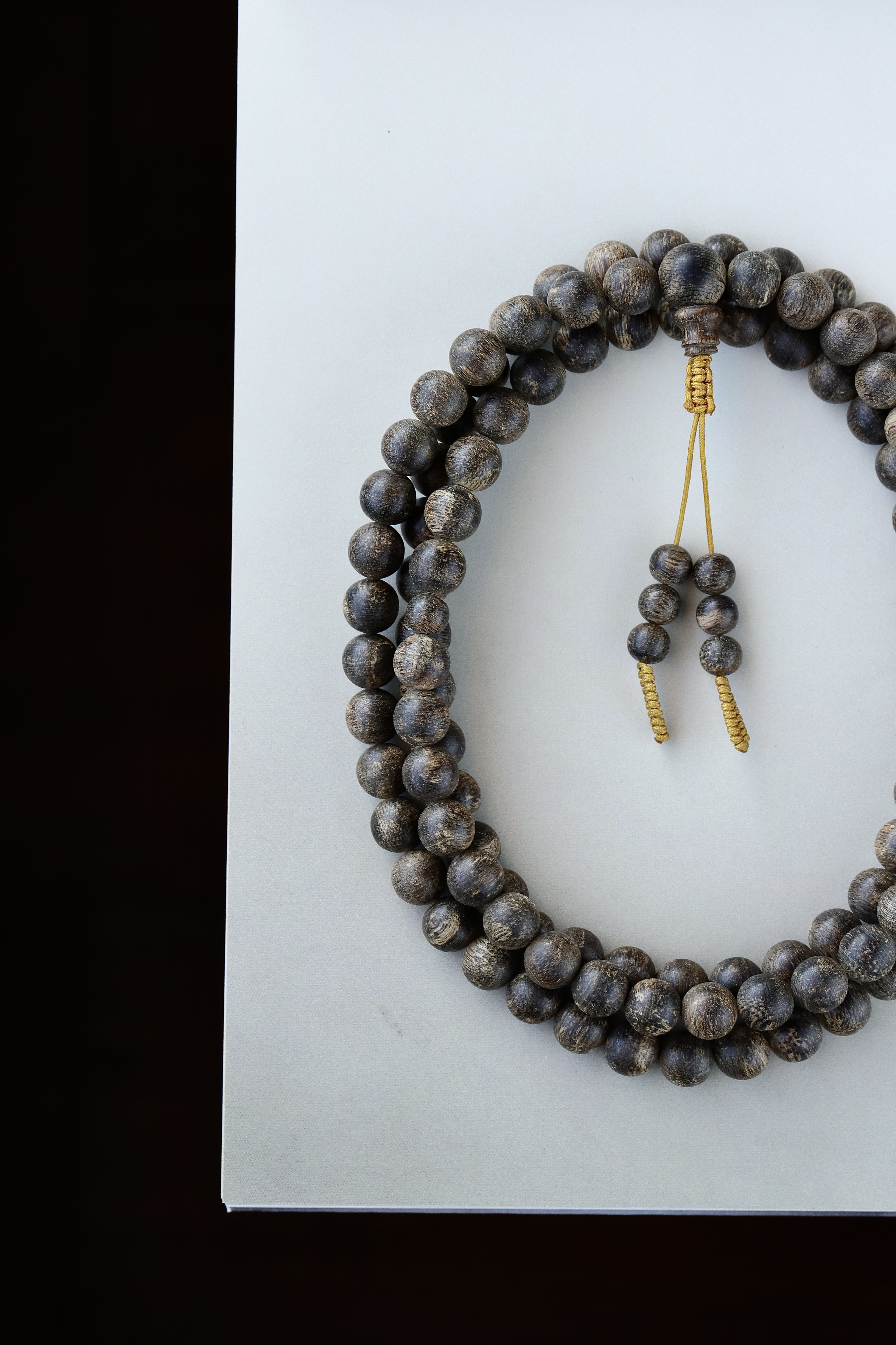 达拉干沉香沉水老料项链,达拉干虎斑纹沉香真能沉水吗