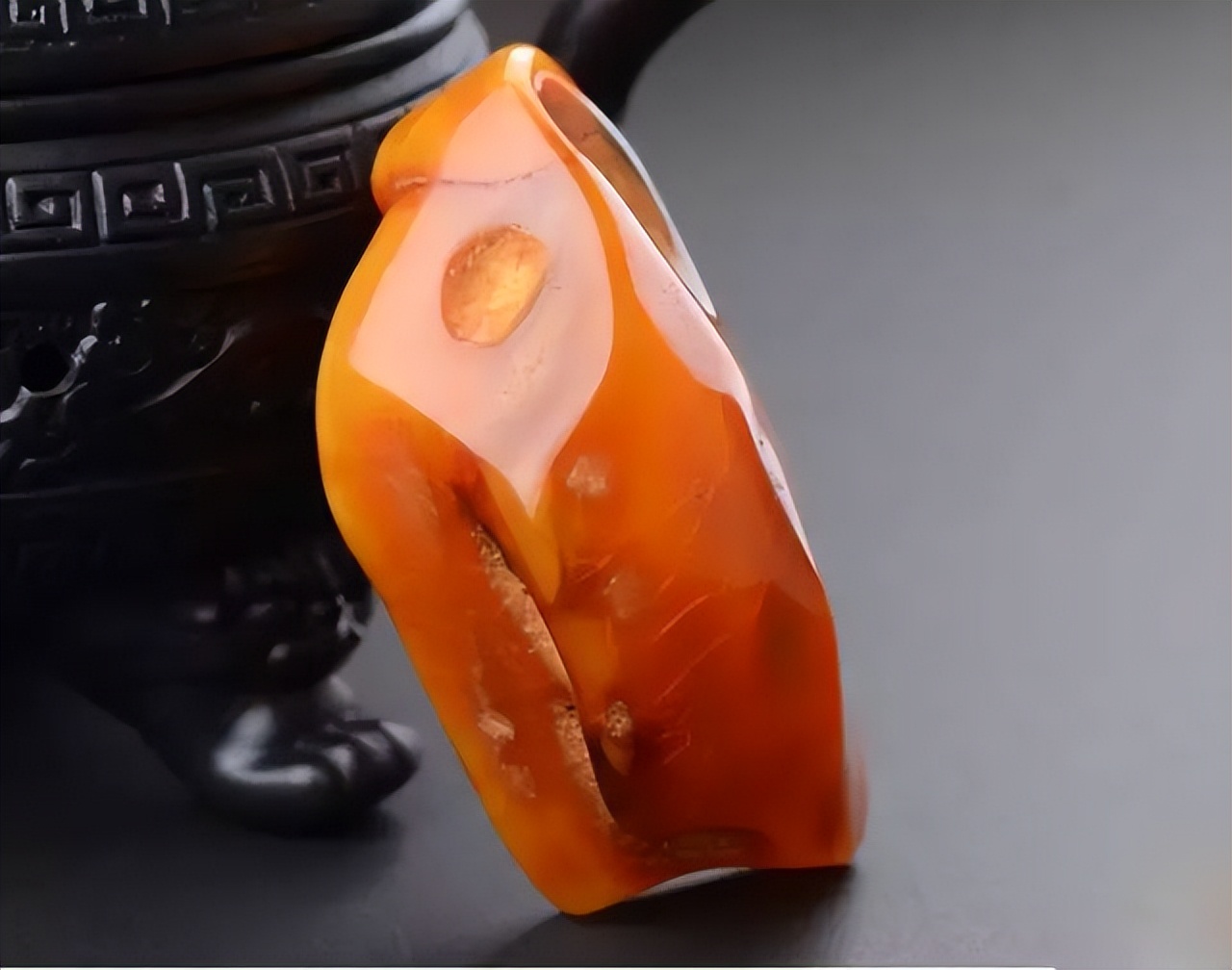 俄料老熟度怎么看,乌料和俄料蜜蜡盘出来区别