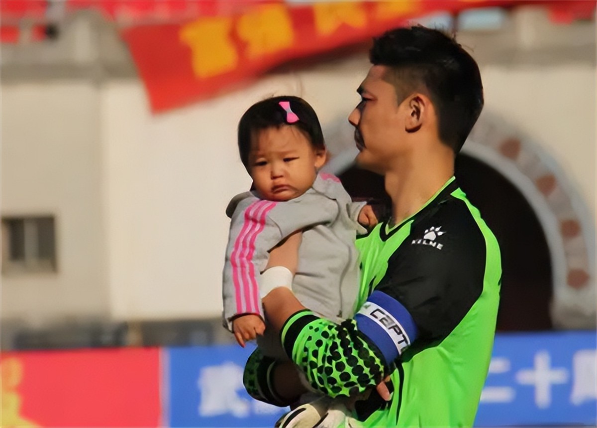 恒大门将曾诚国家队,恒大队长曾诚完整版