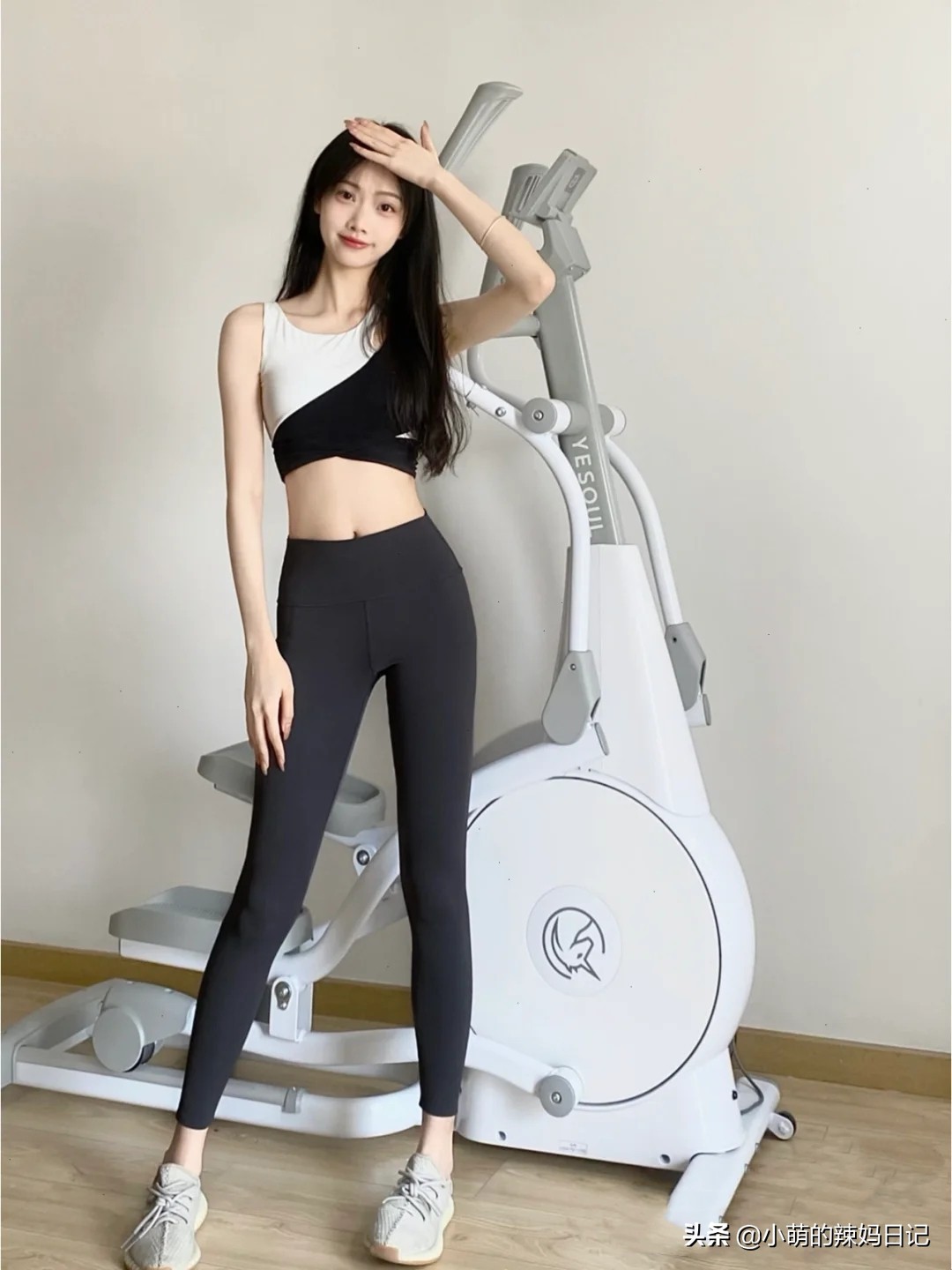 盘点那些时髦显瘦的瑜伽服穿搭,时髦大方的瑜伽穿搭展现