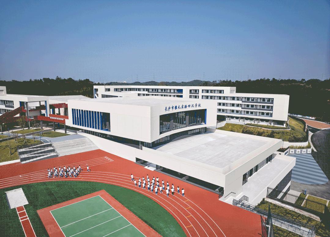 九年一贯制学校设计,阶梯式学校效果图