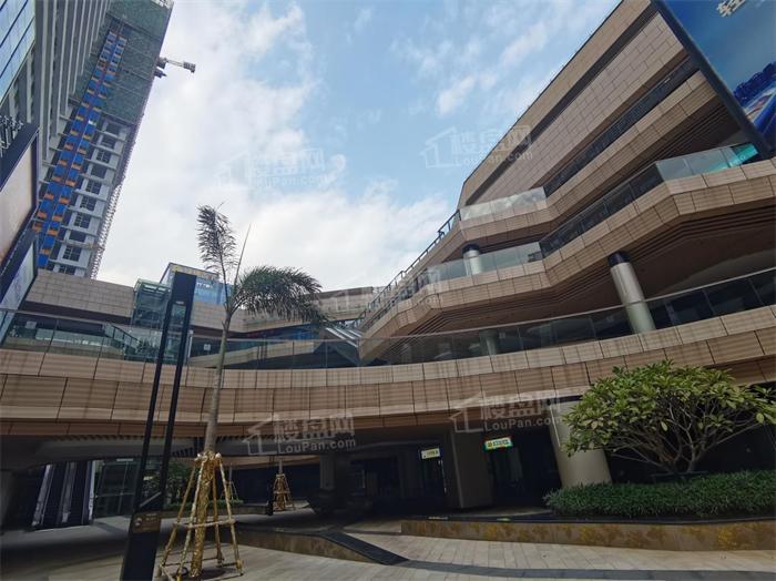 南宁五象总部基地地下商业,南宁五象总部基地最新信息