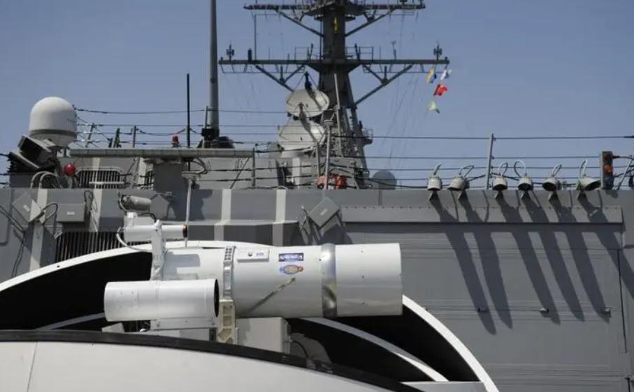 伯克3和055驱逐舰哪个厉害,美国阿利伯克3和中国055比较