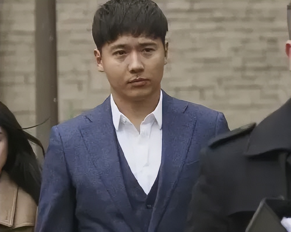 高云翔现在靠什么生活,高云翔经历