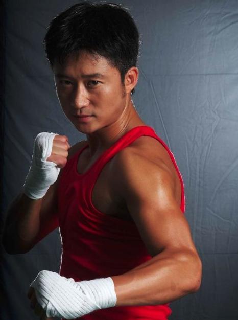 运动员冠军有哪些人,运动员出身的明星集锦