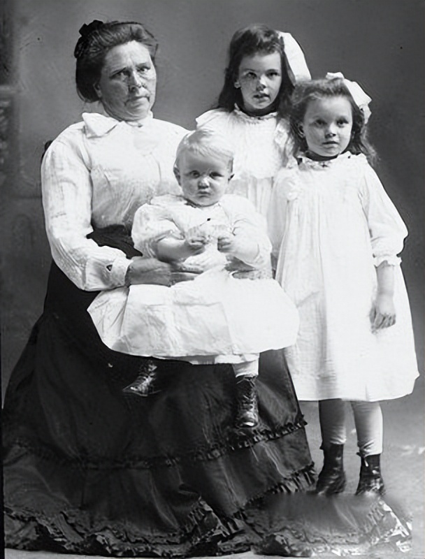 十大杀人狂魔真实事件,全球最变态的十大杀人魔