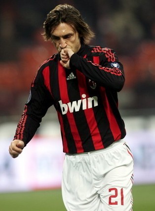 2017足坛十大年轻中场,足坛十大中场大师里瓦尔多