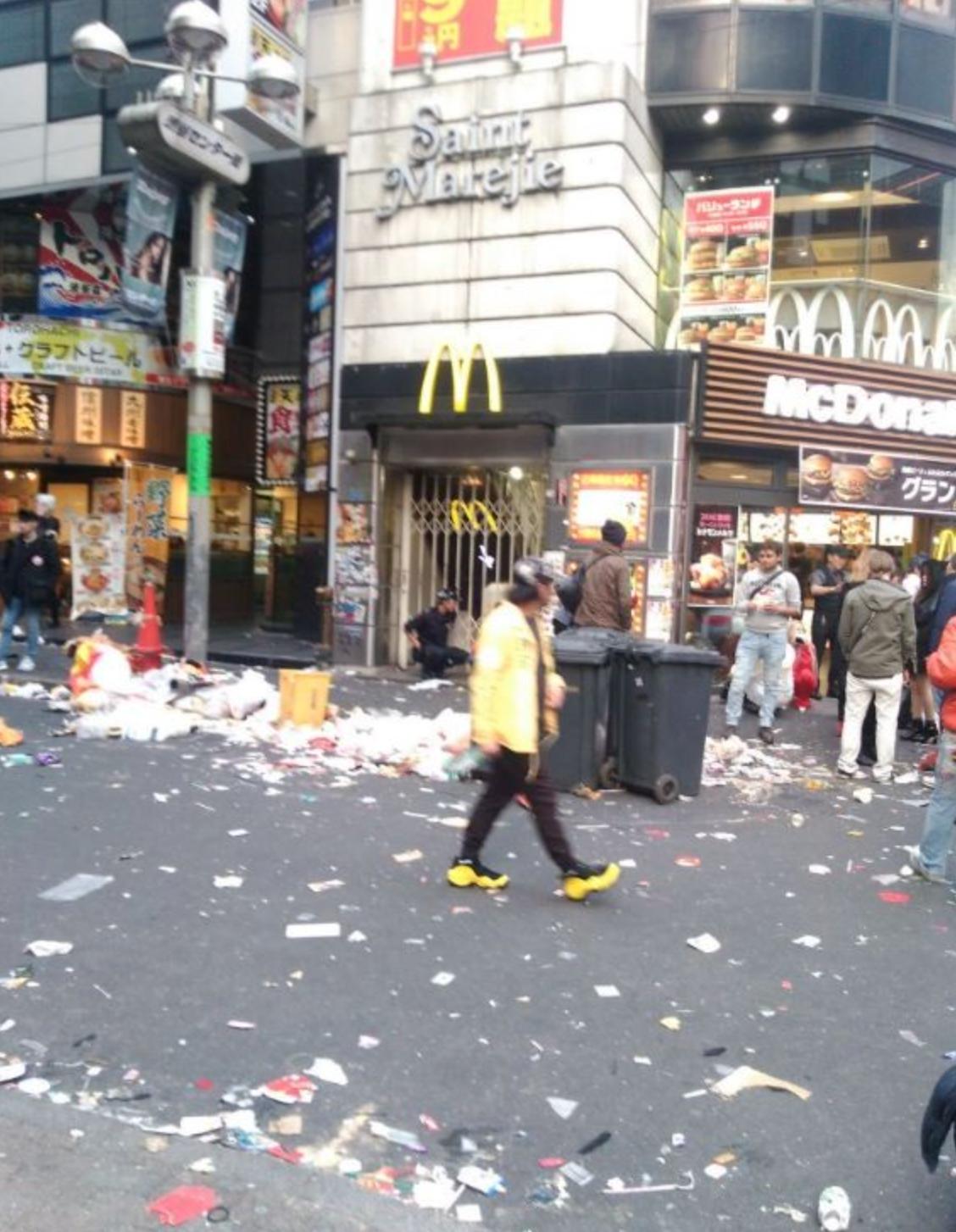 日本富人区里捡垃圾,日本捡垃圾被骂