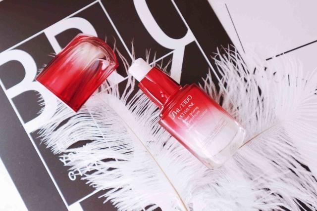 美白精华液保湿修护,清爽保湿美白精华液