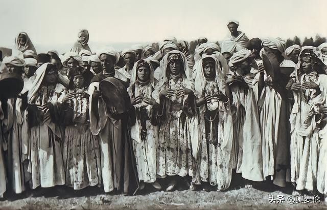 齐耶赫魔术师,中场魔术师齐耶赫