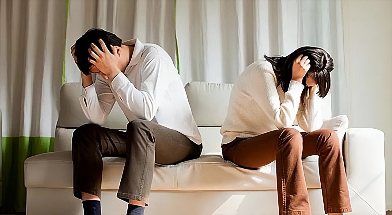 湖南女子患癌老公放弃治疗,女子患癌被丈夫抛弃完整视频