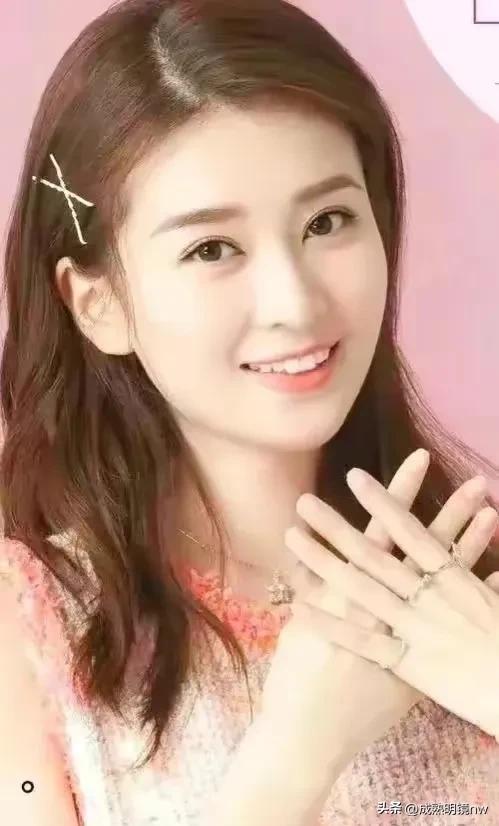 乔欣清新的写真照壁纸,乔欣古装写真照是什么