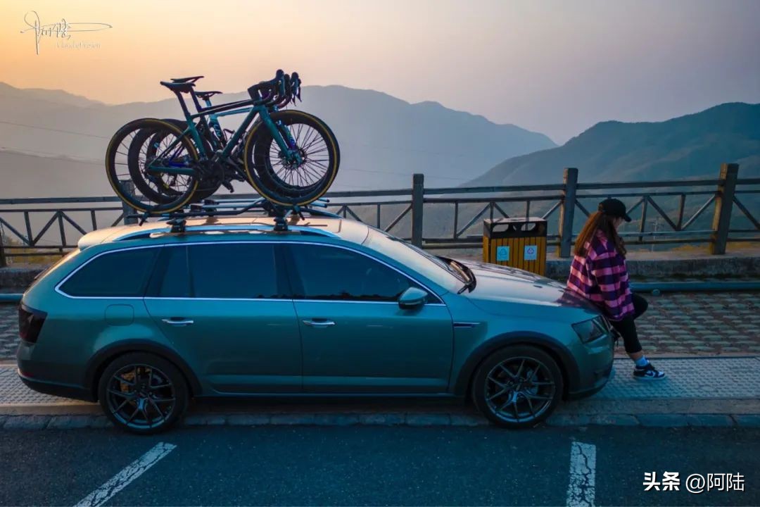 傍晚的江南天池宛如天空之境,江南天池值得玩吗