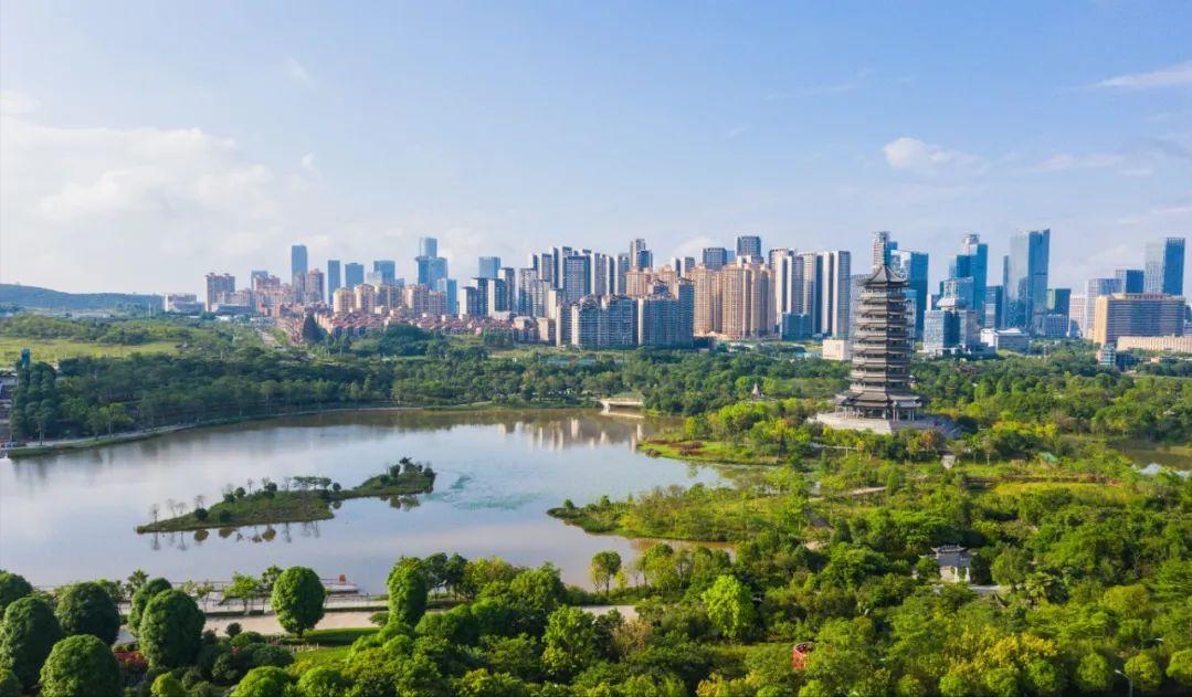 南宁十年经济变化,南宁东葛路尾巨变