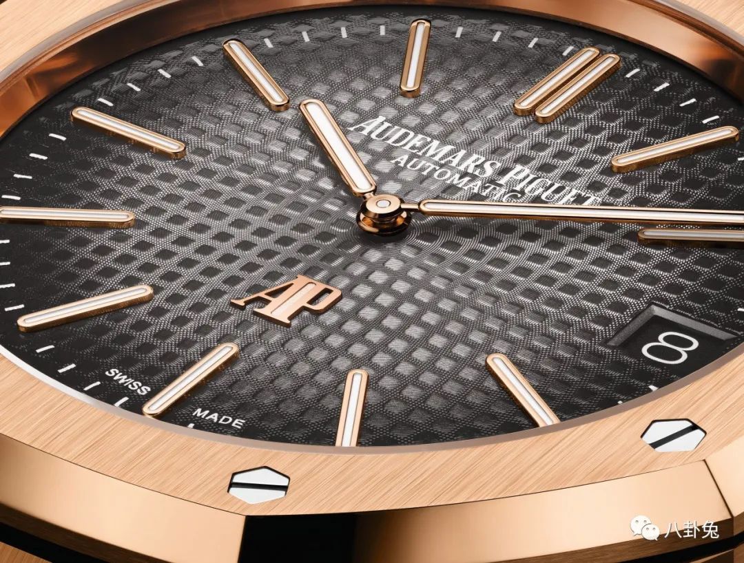 爱彼手表皇家橡树彼岸型价格,爱彼皇家橡树哪一年出的