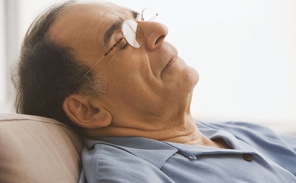 医生再三告知：老人同房时，需要注意这5点！不然可能麻烦就大了