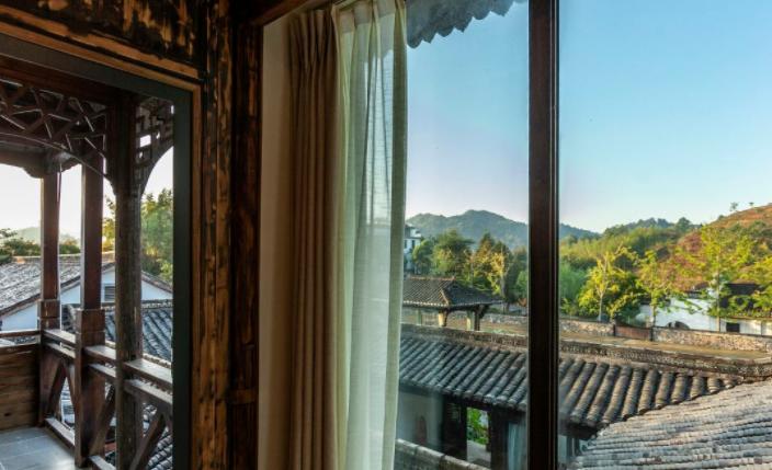 江西婺源三天两晚游最美景点,冬日婺源2天一夜旅游攻略