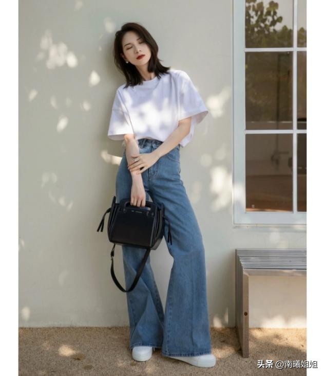 裙裤洋气减龄清凉短袖t恤百搭,2022潮款洋气t恤配背带裤
