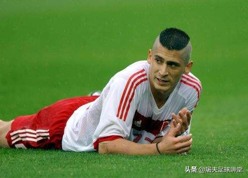 猫王的飞机头,猫王最夸张发型图片