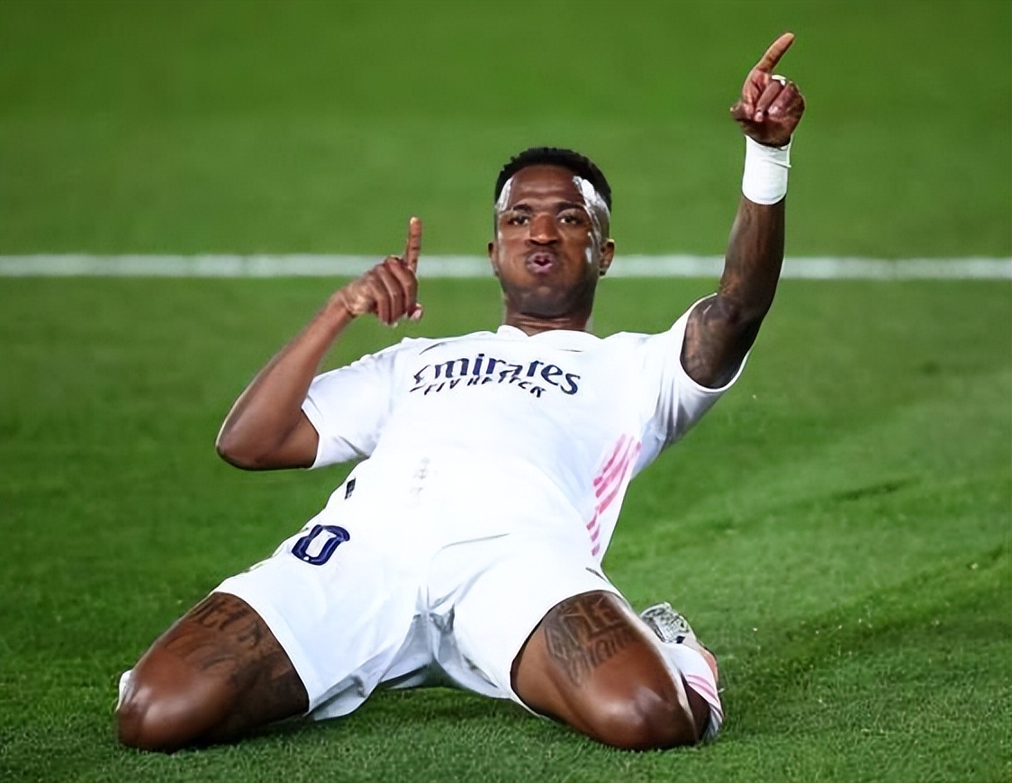 吕迪格皇马受伤,曝吕迪格左大腿受伤并不严重