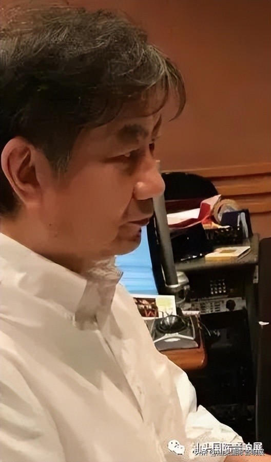 马久越裴长佳作品《茶》