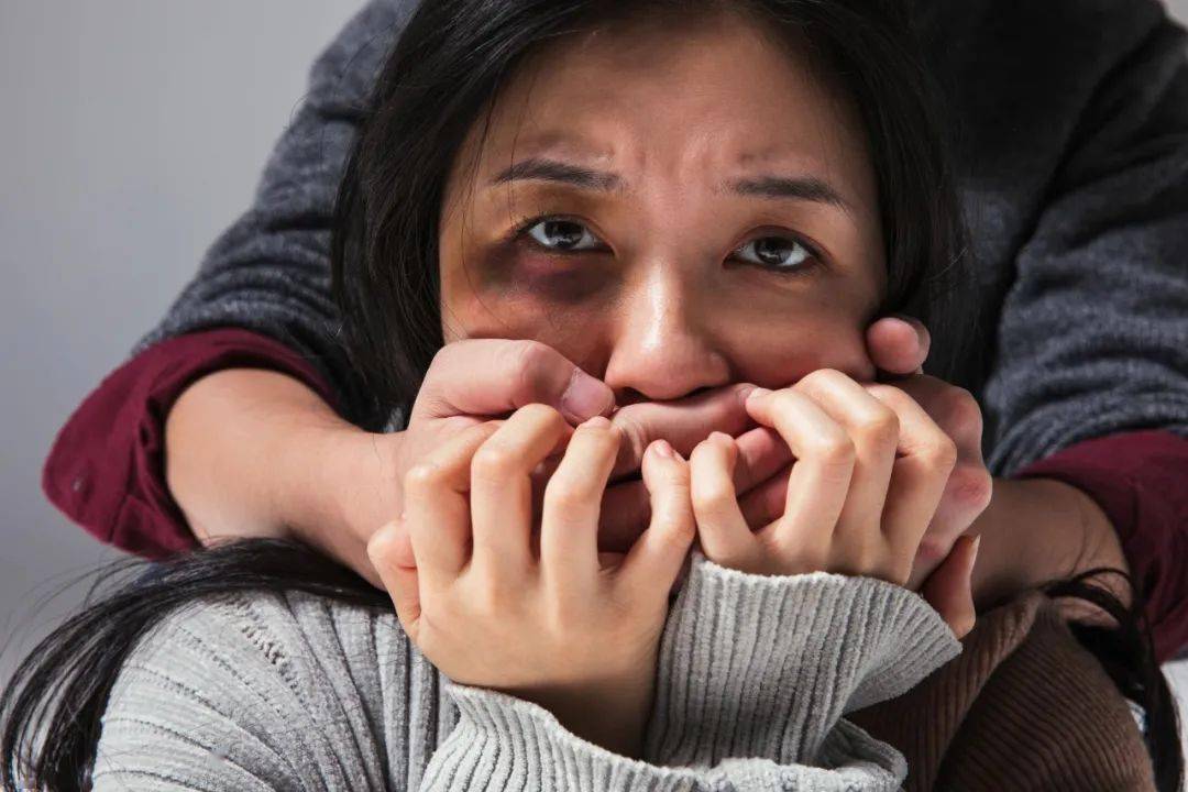 堂叔和堂哥赚钱后，我从人人夸张的大学生变成了反面例子