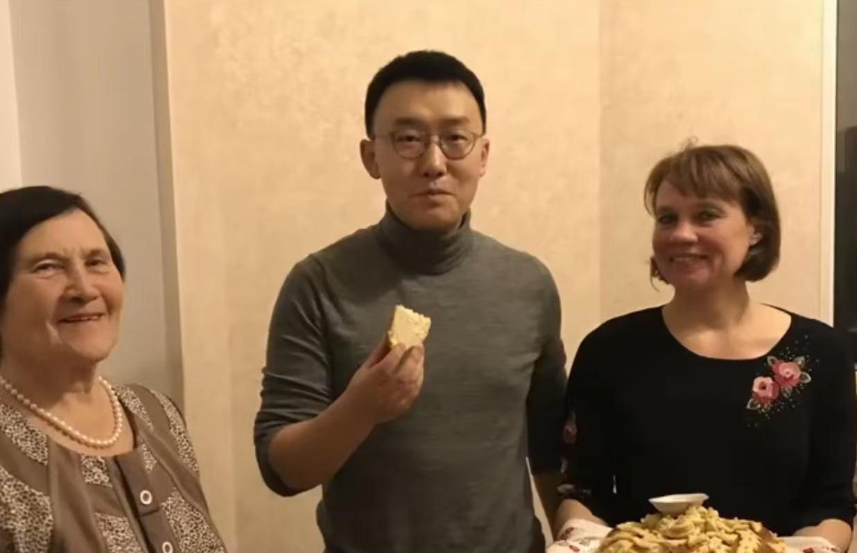 2019年，重庆小伙王昊娶了一个俄罗斯美女，如今怎么样了？