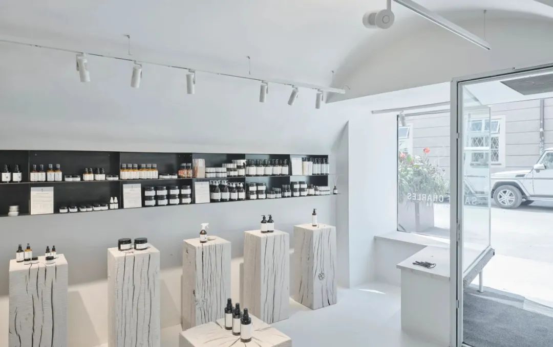 萨尔茨堡SaintCharles天然化妆品专卖店|BÜROKLK