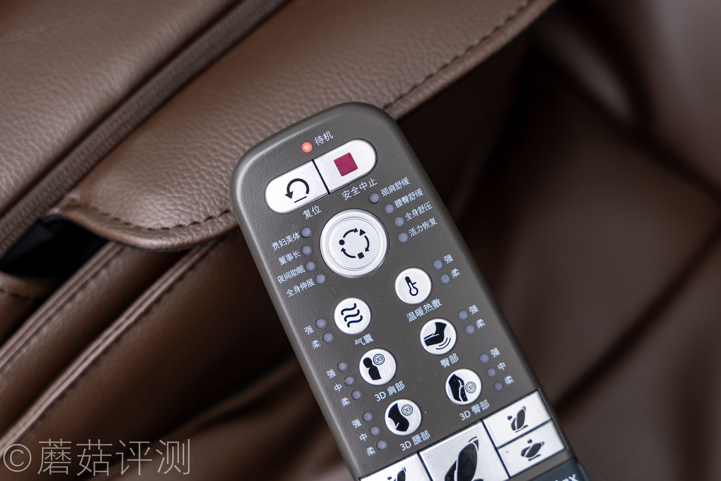 傲胜四手天王按摩椅测评,osim傲胜官方旗舰店按摩椅